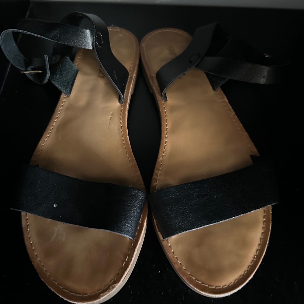 Used Well Worn Soda Ankle Strappy Sandals size 8